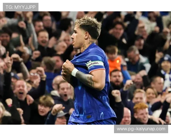 切尔西重新安排恩佐位置,前插次数明显提升 切尔西重新安排恩佐位置,前插次数明显提升